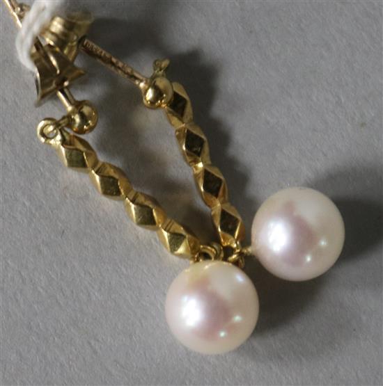 A pair of 18ct gold and cultured pearl drop earrings, 24mm.